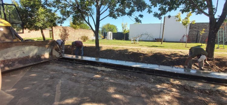 OBRA DE CORDÓN CUNETA EN MARCHA