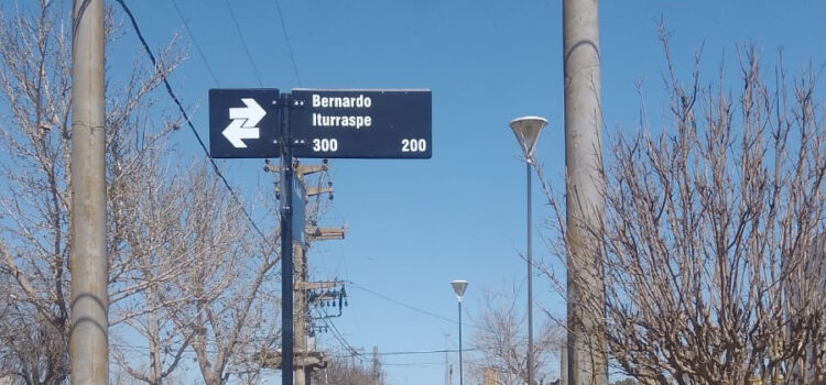 AVANZA LA INSTALACIÓN DE NOMENCLATURA URBANA