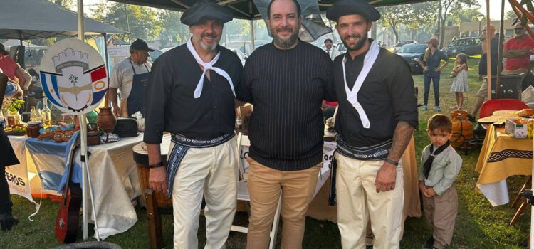 DESTACADA PARTICIPACIÓN DE LEONARDO GOMEZ EN EL CONCURSO DE ASADORES DE LA CIUDAD DE SAN FRANCISCO